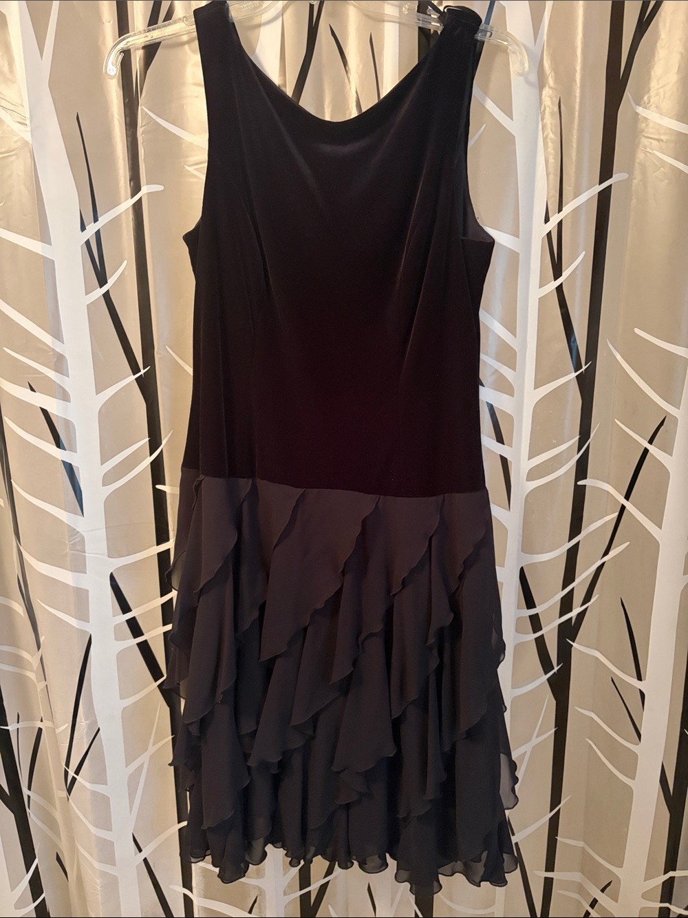 Jessica Howard Black Layered Ruffle Hem Dress